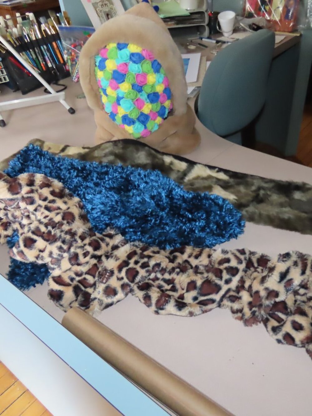 4 FAUX FUR SCARVES